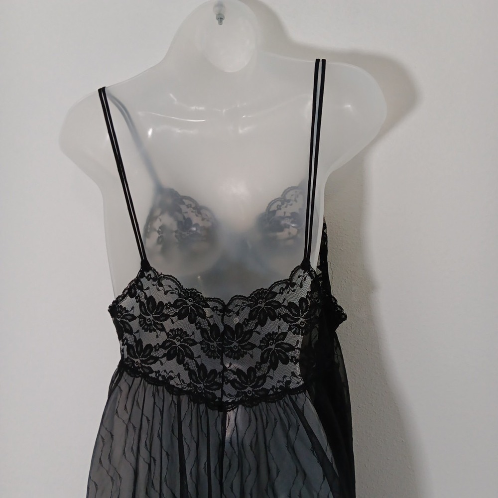 VINTAGE GOWN Negligee Medium BLACK‎ SHEER 100% NYLON LACE VAL MODE NICE SWEEP - Picture 4 of 12